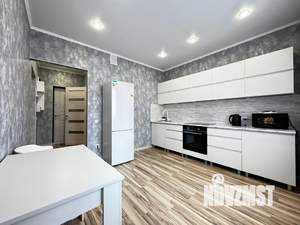 1-к квартира, посуточно, 43м2, 8/17 этаж