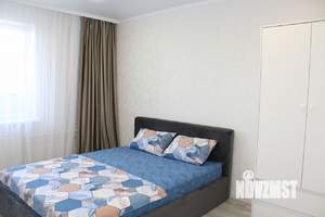 1-к квартира, посуточно, 42м2, 8/24 этаж