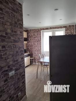 2-к квартира, посуточно, 42м2, 8/15 этаж