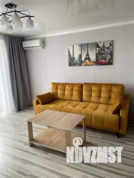 Студия квартира, посуточно, 35м2, 5/9 этаж