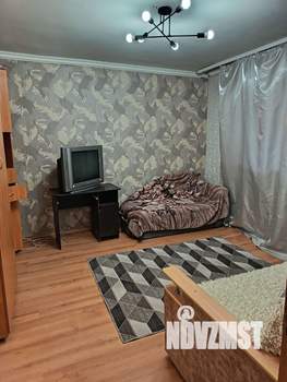 1-к квартира, посуточно, 35м2, 1/9 этаж