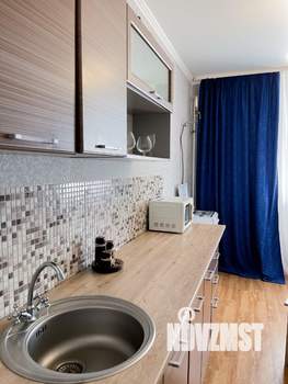 1-к квартира, посуточно, 43м2, 10/10 этаж