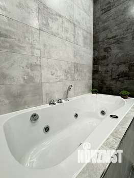 1-к квартира, посуточно, 40м2, 5/17 этаж