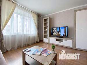 Студия квартира, посуточно, 54м2, 7/12 этаж