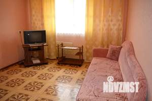 1-к квартира, посуточно, 43м2, 9/16 этаж