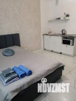 Студия квартира, посуточно, 30м2, 1/17 этаж
