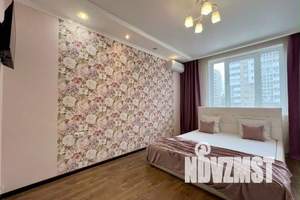 1-к квартира, посуточно, 47м2, 1/17 этаж