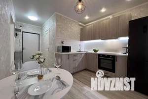 1-к квартира, посуточно, 42м2, 14/14 этаж