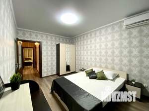 3-к квартира, посуточно, 90м2, 1/1 этаж