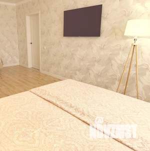 2-к квартира, посуточно, 60м2, 18/18 этаж