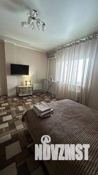 1-к квартира, посуточно, 60м2, 1/1 этаж
