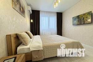1-к квартира, посуточно, 40м2, 8/17 этаж