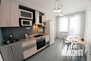 1-к квартира, посуточно, 54м2, 1/1 этаж