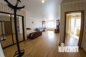 1-к квартира, посуточно, 55м2, 1/1 этаж