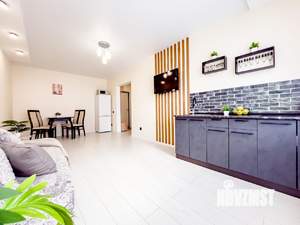 1-к квартира, посуточно, 40м2, 1/1 этаж