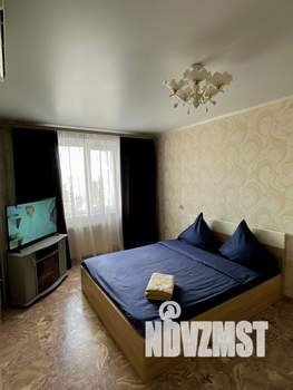 1-к квартира, посуточно, 60м2, 1/1 этаж