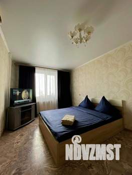 1-к квартира, посуточно, 60м2, 1/1 этаж