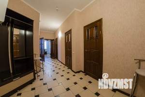 1-к квартира, посуточно, 60м2, 1/1 этаж