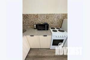 1-к квартира, посуточно, 35м2, 9/18 этаж
