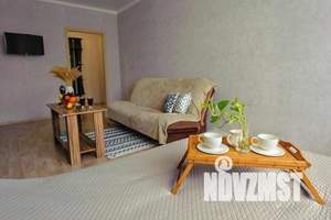 1-к квартира, посуточно, 40м2, 9/16 этаж