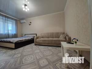 1-к квартира, посуточно, 45м2, 1/10 этаж