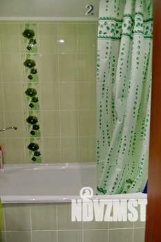 1-к квартира, посуточно, 38м2, 3/9 этаж