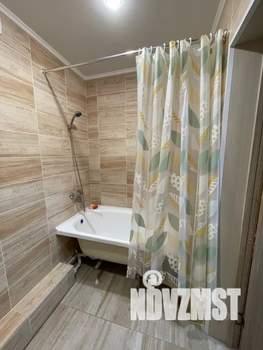 1-к квартира, посуточно, 36м2, 2/9 этаж