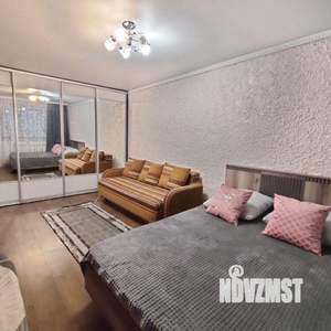 1-к квартира, посуточно, 33м2, 8/9 этаж