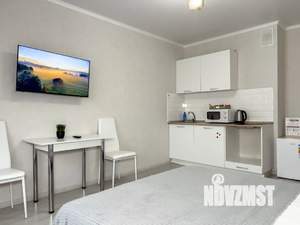 Студия квартира, посуточно, 28м2, 3/17 этаж