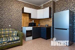1-к квартира, посуточно, 45м2, 1/1 этаж