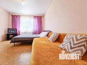 2-к квартира, посуточно, 55м2, 1/10 этаж
