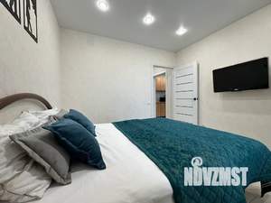 1-к квартира, посуточно, 40м2, 17/18 этаж