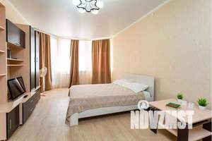 1-к квартира, посуточно, 40м2, 7/12 этаж