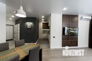 Студия квартира, посуточно, 60м2, 2/20 этаж