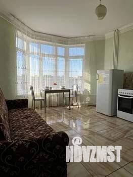 1-к квартира, посуточно, 60м2, 10/18 этаж