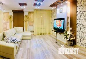 2-к квартира, посуточно, 64м2, 1/1 этаж