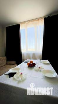 1-к квартира, посуточно, 40м2, 9/10 этаж