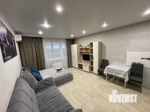 Студия квартира, посуточно, 33м2, 7/17 этаж