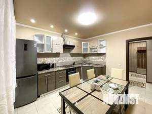 3-к квартира, посуточно, 90м2, 1/1 этаж