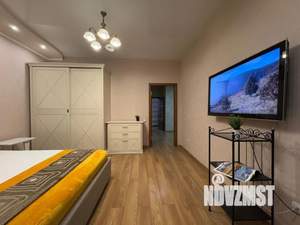 3-к квартира, посуточно, 105м2, 1/1 этаж