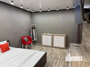 Студия квартира, посуточно, 36м2, 1/17 этаж