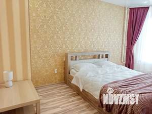 1-к квартира, посуточно, 35м2, 4/18 этаж