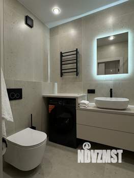 1-к квартира, посуточно, 54м2, 2/19 этаж