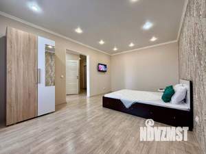 1-к квартира, посуточно, 38м2, 1/1 этаж