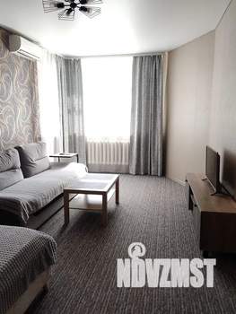 1-к квартира, посуточно, 40м2, 3/6 этаж