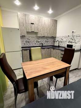 1-к квартира, посуточно, 37м2, 2/17 этаж