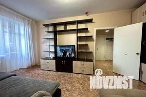 1-к квартира, посуточно, 45м2, 5/17 этаж