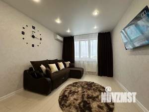 1-к квартира, посуточно, 40м2, 17/18 этаж