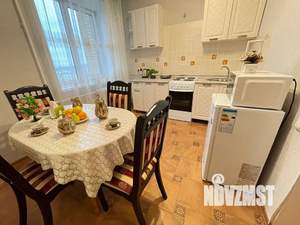 1-к квартира, посуточно, 38м2, 12/12 этаж