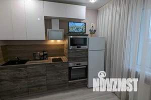 1-к квартира, посуточно, 40м2, 6/17 этаж